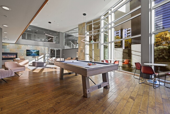 Belcarra in Bellevue, WA - Foto de edificio - Building Photo