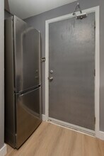 28 Eastbourne Av in Hamilton, ON - Building Photo - Building Photo