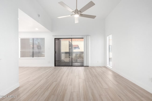 3500 Hayden Rd in Scottsdale, AZ - Foto de edificio - Building Photo