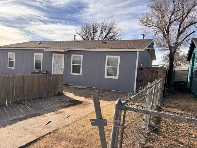 1101 Bluebell St in Amarillo, TX - Building Photo - Building Photo