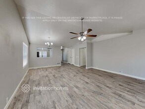 7564 Dobbs Dr in Fountain, CO - Foto de edificio - Building Photo