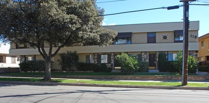 Park Chester in Pasadena, CA - Foto de edificio - Building Photo