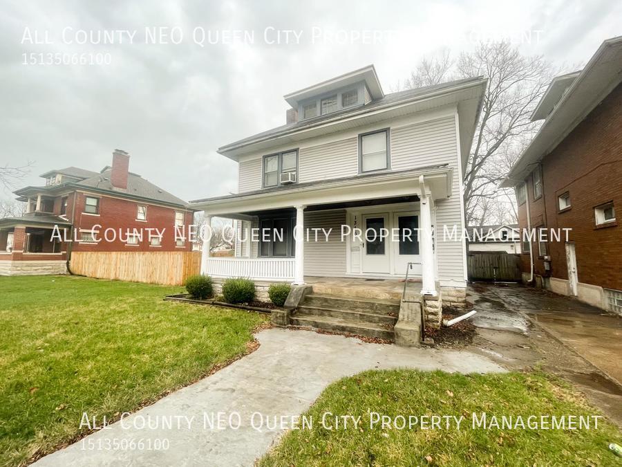 1316 W Grand Ave in Dayton, OH - Building Photo