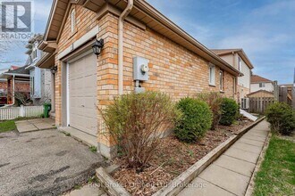 14 Southcreek Trail in Guelph, ON - Building Photo - Building Photo