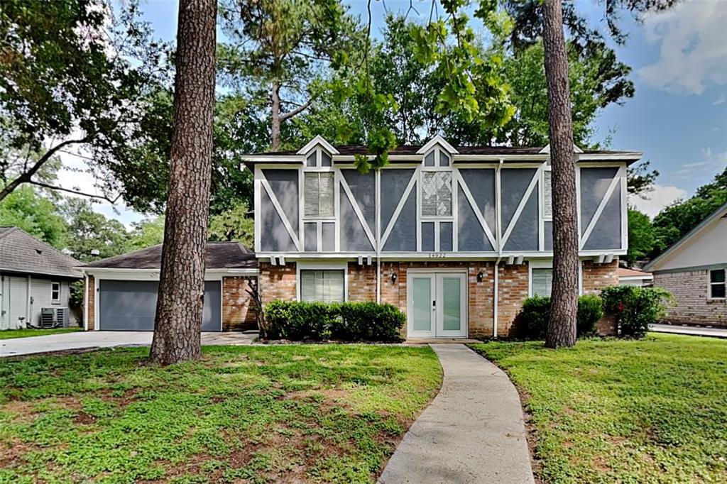 14922 Spring Lake Dr in Houston, TX - Building Photo