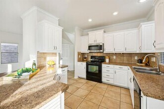 12145 Walden Wood Dr in Fort Worth, TX - Building Photo - Building Photo