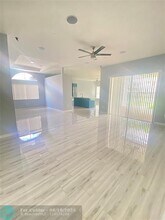 2039 SE 18th Ct in Homestead, FL - Building Photo - Building Photo
