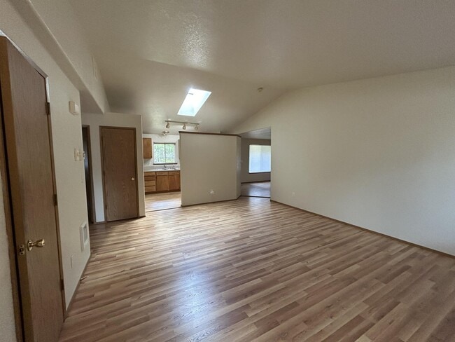 82 Pine Park Ln in Shelton, WA - Building Photo - Building Photo