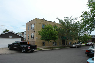 3001-3011 N LeClaire Ave in Chicago, IL - Building Photo - Building Photo