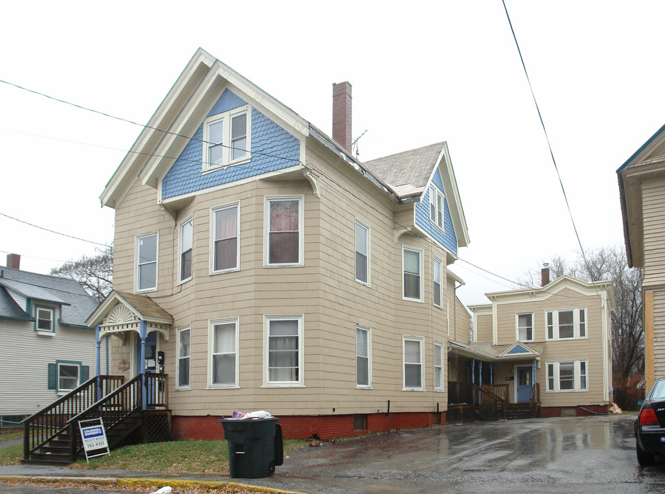 178 Holland St in Lewiston, ME - Building Photo