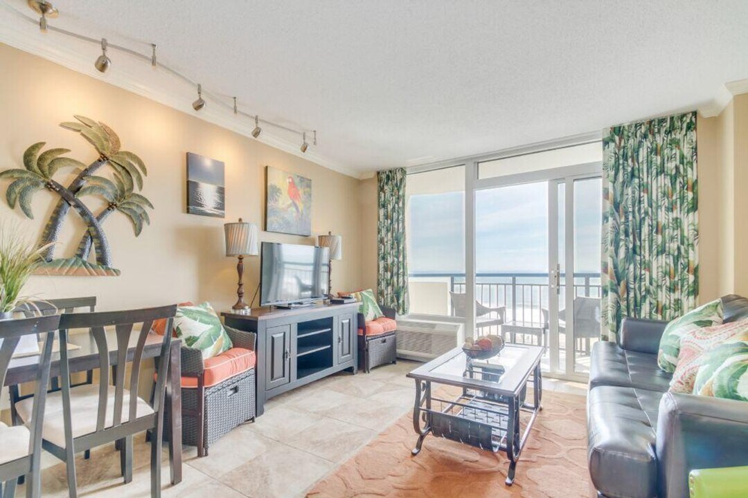2300 N Ocean Blvd in Myrtle Beach, SC - Building Photo