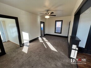 1417 W 10th St in Sioux Falls, SD - Foto de edificio - Building Photo