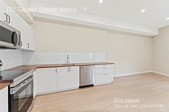 127 Talbot St N in Essex, ON - Building Photo - Building Photo