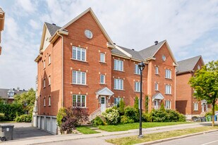 1644 Alexis-Nihon Boul in St. Laurent, QC - Building Photo