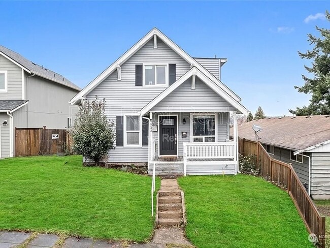 2243 E 35th St in Tacoma, WA - Building Photo - Building Photo