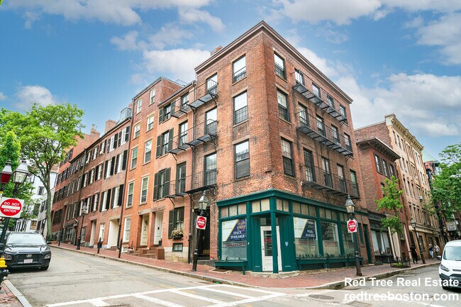 24 Joy St in Boston, MA - Foto de edificio - Building Photo
