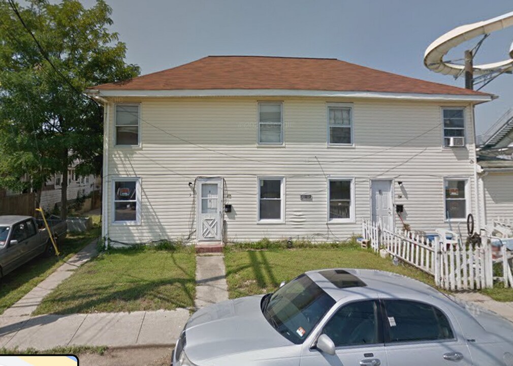 15 Highland Ave, Unit FL 1 in Keansburg, NJ - Foto de edificio