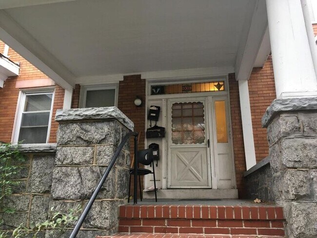 3303 Guilford Ave photo'