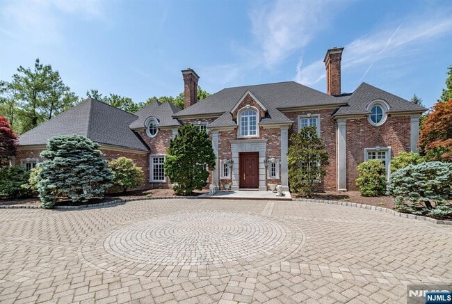 366 E Madison Ave in Cresskill, NJ - Building Photo - Building Photo