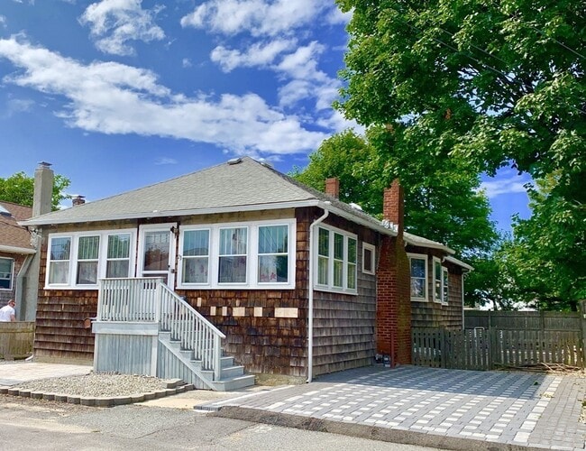 property at 23 R St