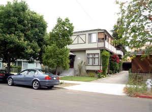 333 Franklin St in Mountain View, CA - Building Photo - Building Photo