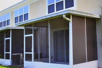 2540 Glenrise Pl in Wesley Chapel, FL - Building Photo - Building Photo