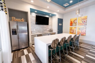 The Reef in Ft. Myers, FL - Building Photo - Building Photo