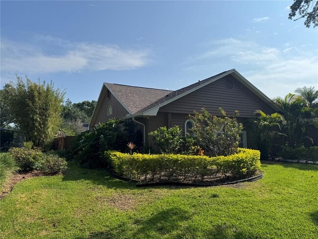 16713 Sheffield Park Dr in Lutz, FL - Building Photo - Building Photo