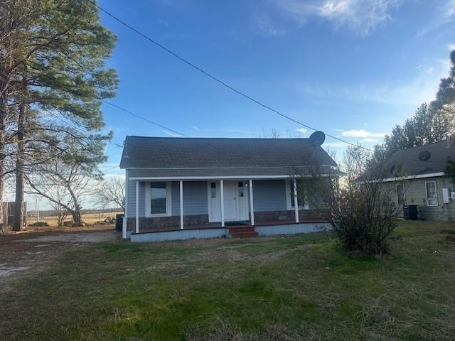 property at 532 W Hughes St