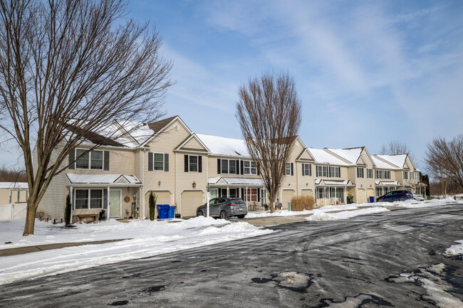 1Riverview Townhomes