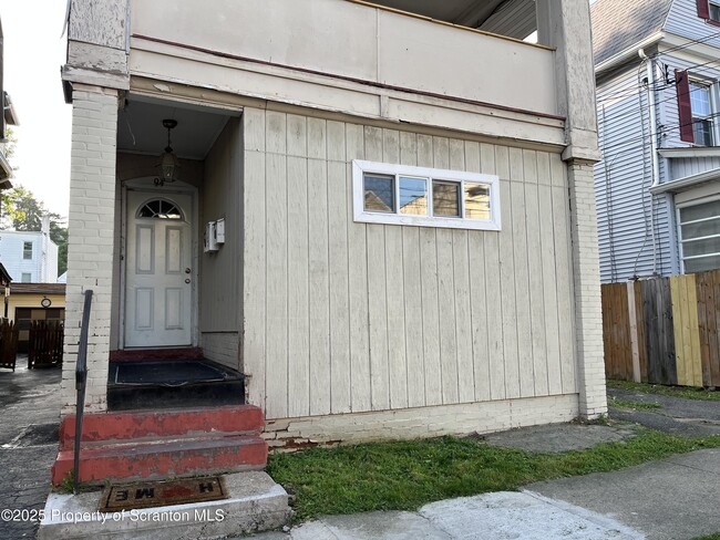 94 Wyoming St