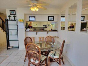 2405 Kalanianaole St in Hilo, HI - Building Photo - Building Photo