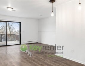 11 Ross Rd in Wallington, NJ - Building Photo - Building Photo