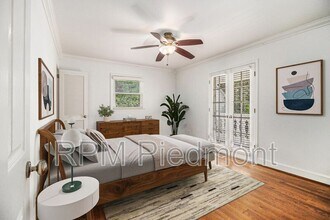 2570 Northside Dr NW in Atlanta, GA - Building Photo - Building Photo