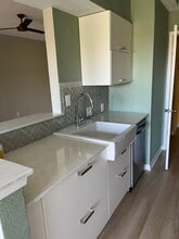 8200 Neely Dr in Austin, TX - Foto de edificio - Building Photo