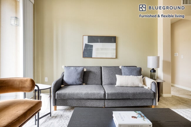 8700 Pershing Dr in Los Angeles, CA - Building Photo - Building Photo