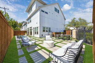 6609 Basal Woods Way in Houston, TX - Building Photo