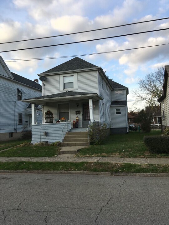 14 Sycamore Ave in Wheeling, WV - Foto de edificio