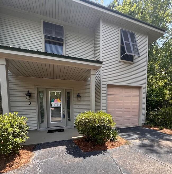 property at 590 Lotus Dr N