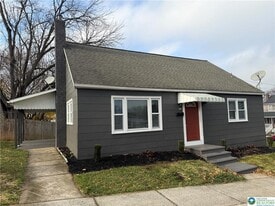 32 N Front St in Coplay, PA - Building Photo