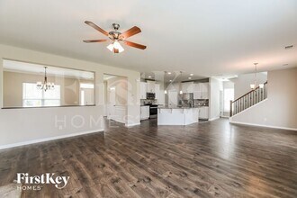 409 Flat Rock Ln in Summerville, SC - Foto de edificio - Building Photo