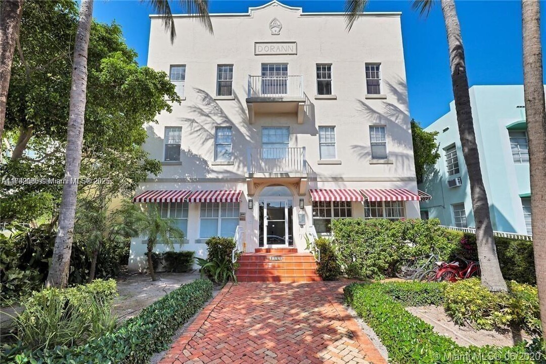 1244 Pennsylvania Ave in Miami Beach, FL - Building Photo