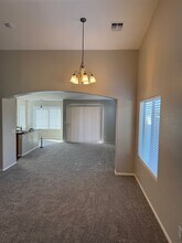 9741 W Heber Rd in Tolleson, AZ - Foto de edificio - Building Photo