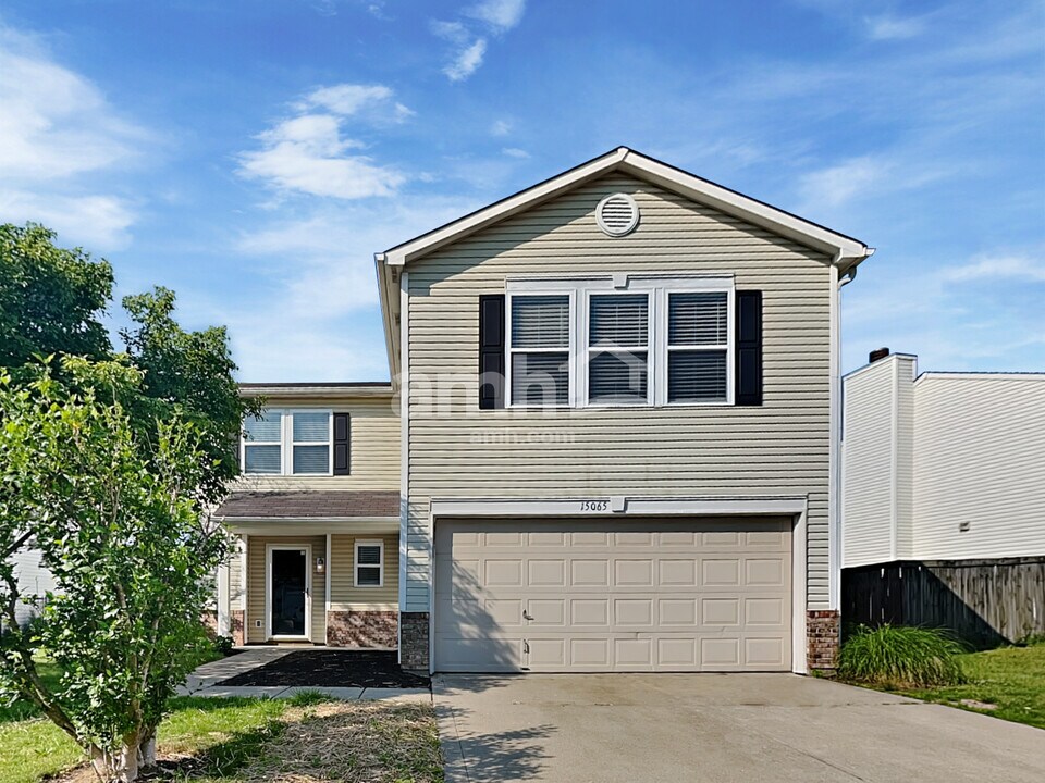 15065 Fawn Hollow Ln in Noblesville, IN - Building Photo