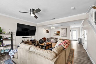 562 Wingspan Way in Crestview, FL - Building Photo - Building Photo