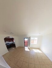 1302 S Willowbrook Ave in Compton, CA - Building Photo - Building Photo