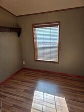 8 Greenrose Dr in Marlboro, NY - Building Photo - Building Photo