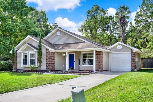 900 Osprey Dr in Richmond Hill, GA - Building Photo - Building Photo