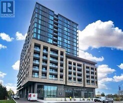 86 Dundas St E in Mississauga, ON - Building Photo