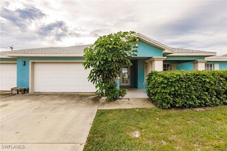 1244 N Gator Cir in Cape Coral, FL - Building Photo - Building Photo